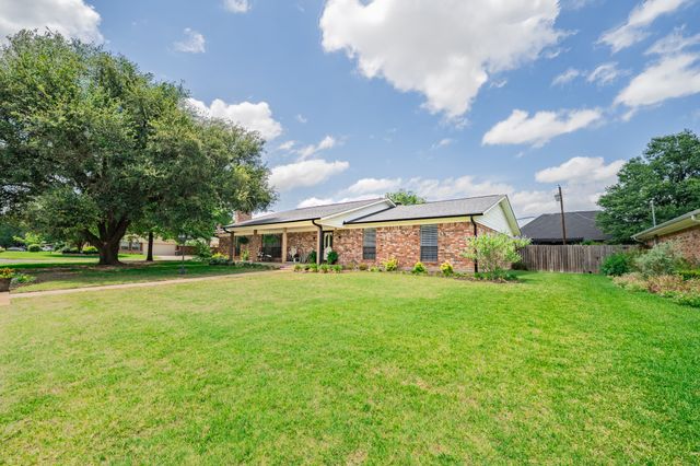 501 Junell Street, Sulphur Springs, TX 75482