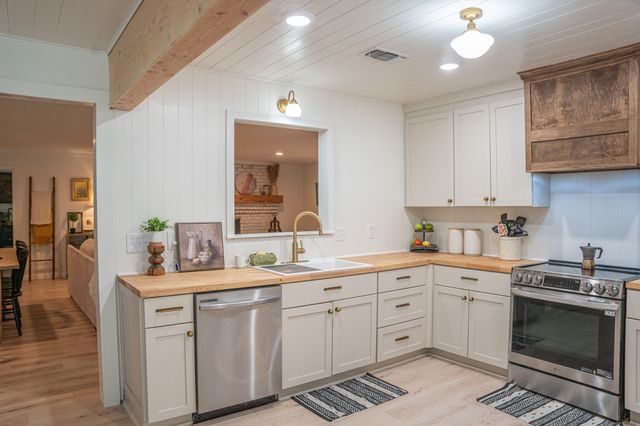 501 Junell Street, Sulphur Springs, TX 75482