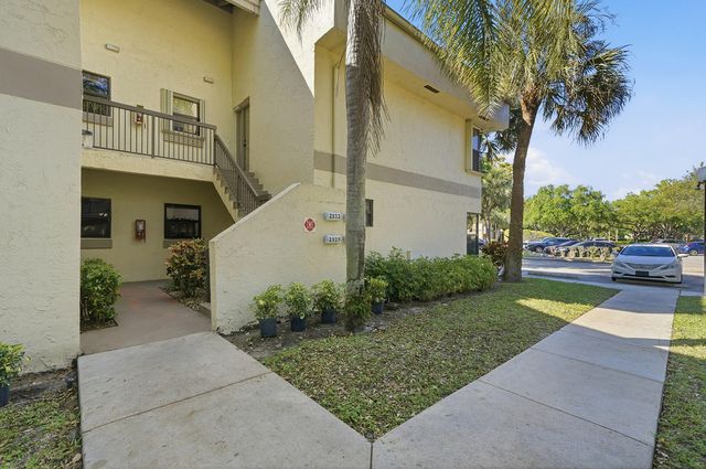 2928 Carambola Circle S, Coconut Creek, FL 33066