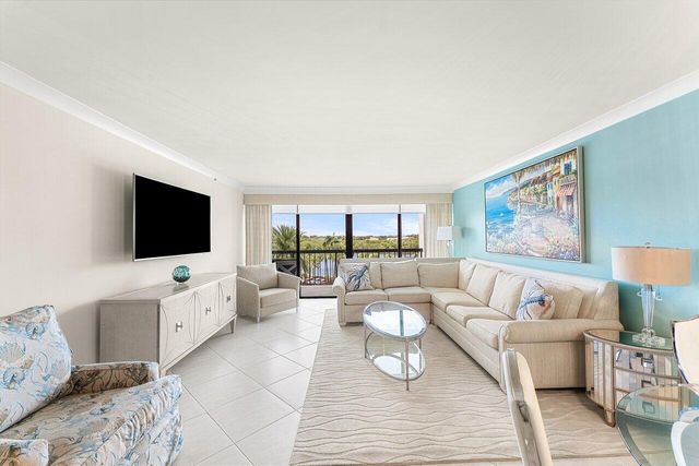 4740 S Ocean Boulevard 507, Highland Beach, FL 33487