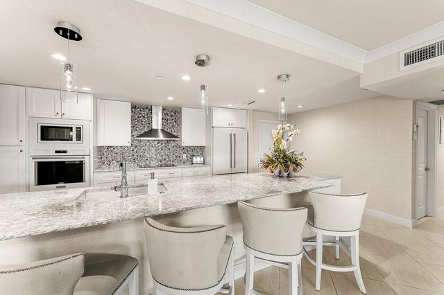 4740 S Ocean Boulevard 507, Highland Beach, FL 33487