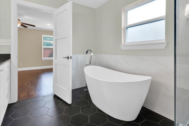 9783 Broken Bow Road, Dallas, TX 75238