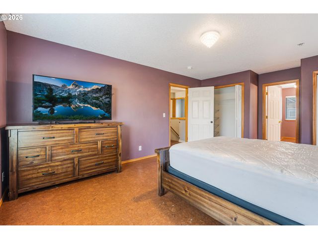 3120 N IVY Dr, Newberg, OR 97132