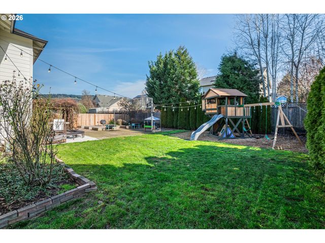 3120 N IVY Dr, Newberg, OR 97132