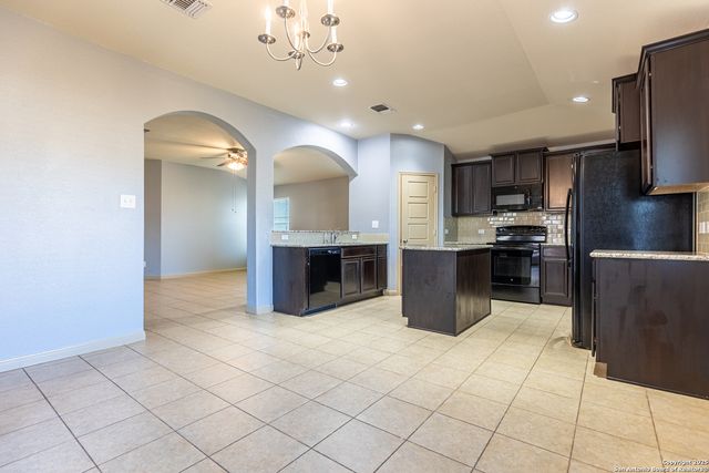 757 Wolfeton Way, New Braunfels, TX 78130