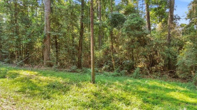 12865 Royal Forest Dr, Conroe, TX 77303