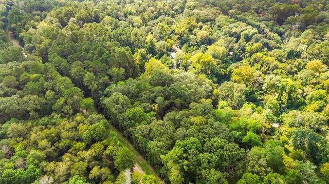 12865 Royal Forest Dr, Conroe, TX 77303