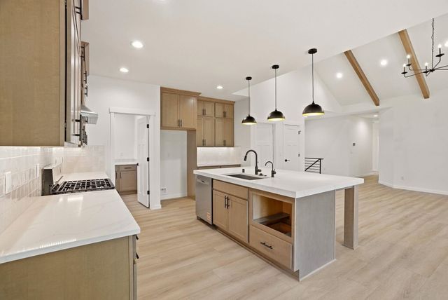 16994 N Morton Ln, Colbert, WA 99005