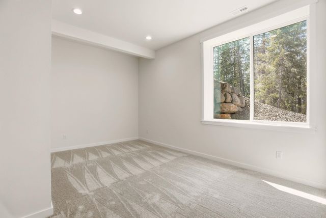 16994 N Morton Ln, Colbert, WA 99005