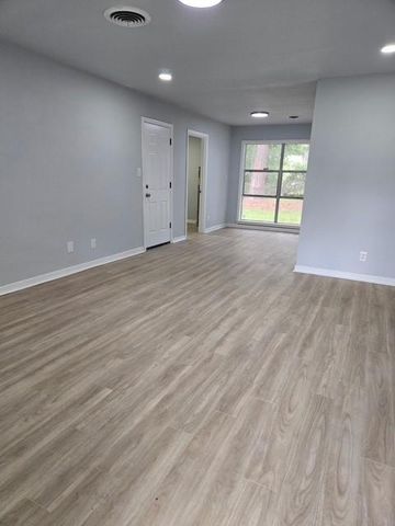 1663 Darwood Drive, Mobile, AL 36605