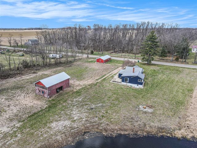 30725 Orla Engle Road, Colon, MI 49040