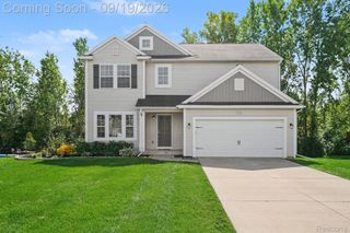 4430 Pebble Creek Boulevard, Burton, MI 48439