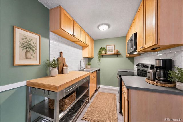 2225 Buchtel Boulevard 312, Denver, CO 80210