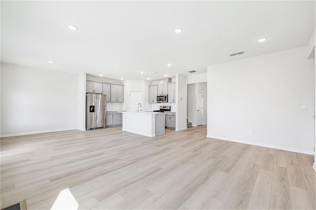 7768 Richmond Trail, Fairburn, GA 30213