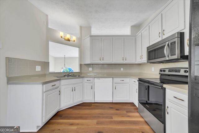 1020 Sycamore Summit, Sugar Hill, GA 30518