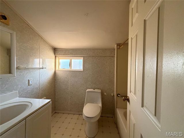 619 Benton Street, Valley Park, MO 63088