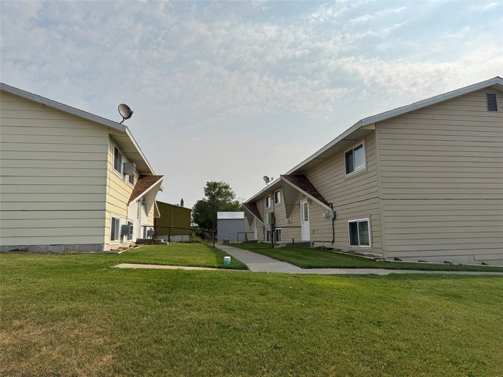 306 Central Avenue N, Harlowton, MT 59036 photo 2