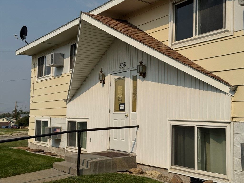 306 Central Avenue N, Harlowton, MT 59036 photo 3