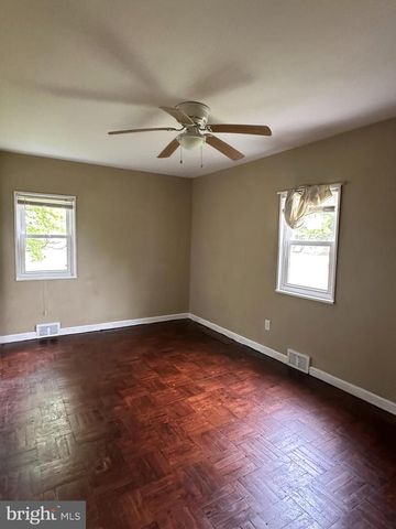 183 ORCHARD AVE, Dover, DE 19901