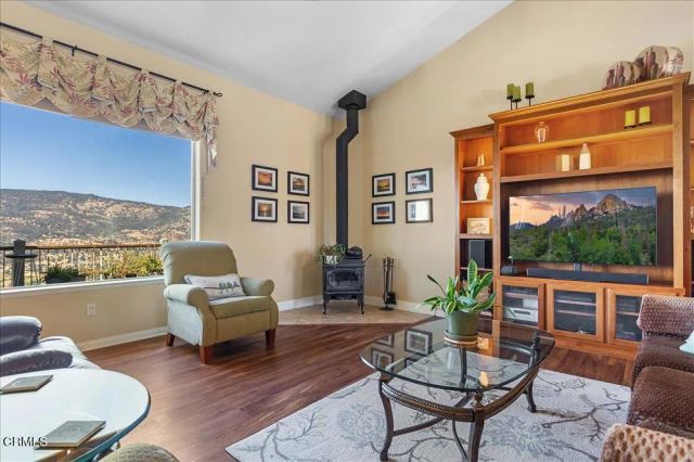 30730 Fox Ridge Court, Tehachapi, CA 93561
