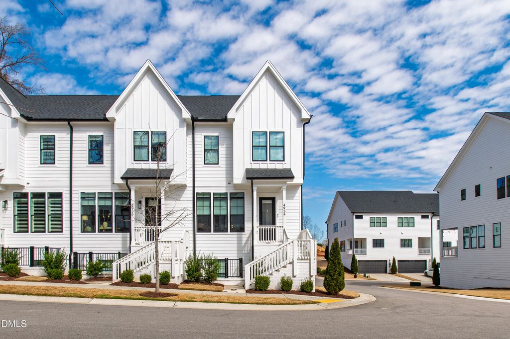 4934 Trek Lane, Raleigh, NC 27606