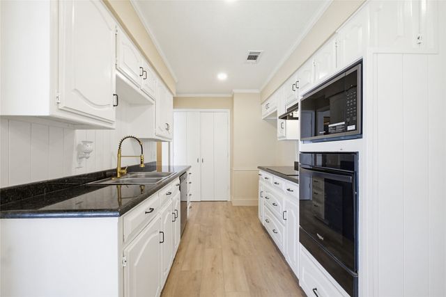 808 Rivercrest Boulevard, Allen, TX 75002