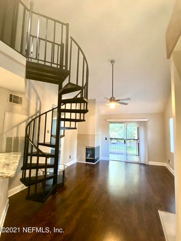 29 ARBOR CLUB Drive 209, Ponte Vedra Beach, FL 32082