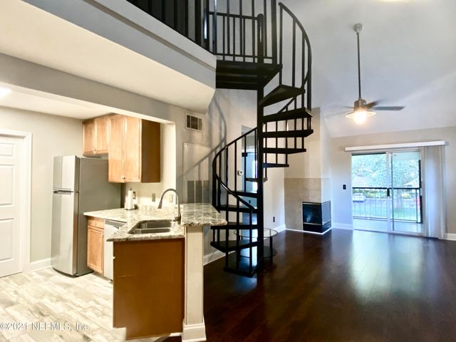 29 ARBOR CLUB Drive 209, Ponte Vedra Beach, FL 32082