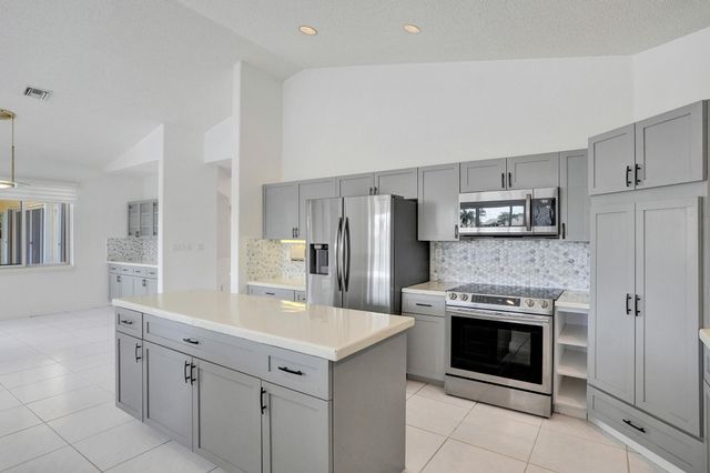 11340 Lakeshore Drive, Cooper City, FL 33026