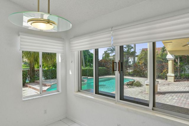 11340 Lakeshore Drive, Cooper City, FL 33026