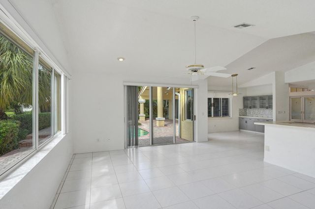 11340 Lakeshore Drive, Cooper City, FL 33026