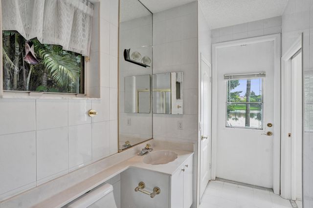 11340 Lakeshore Drive, Cooper City, FL 33026