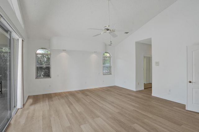 11340 Lakeshore Drive, Cooper City, FL 33026