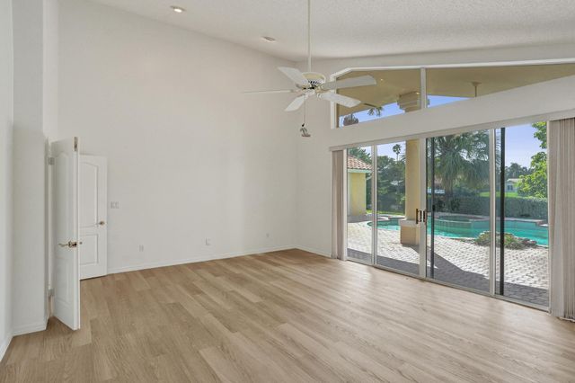 11340 Lakeshore Drive, Cooper City, FL 33026