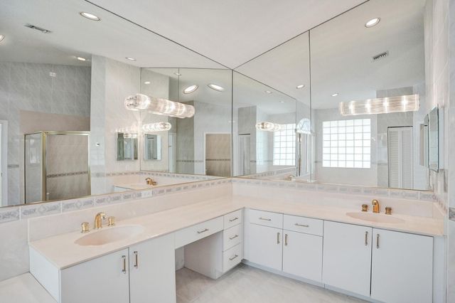 11340 Lakeshore Drive, Cooper City, FL 33026