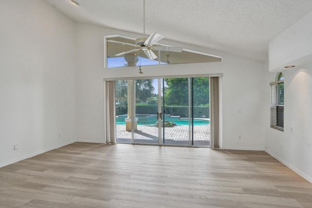 11340 Lakeshore Drive, Cooper City, FL 33026