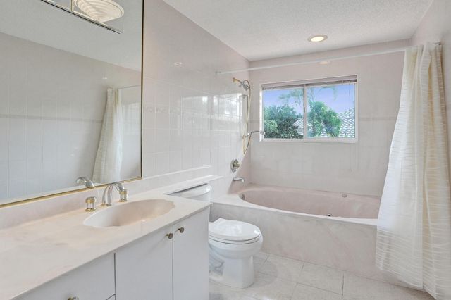 11340 Lakeshore Drive, Cooper City, FL 33026