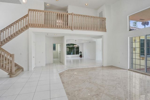 11340 Lakeshore Drive, Cooper City, FL 33026