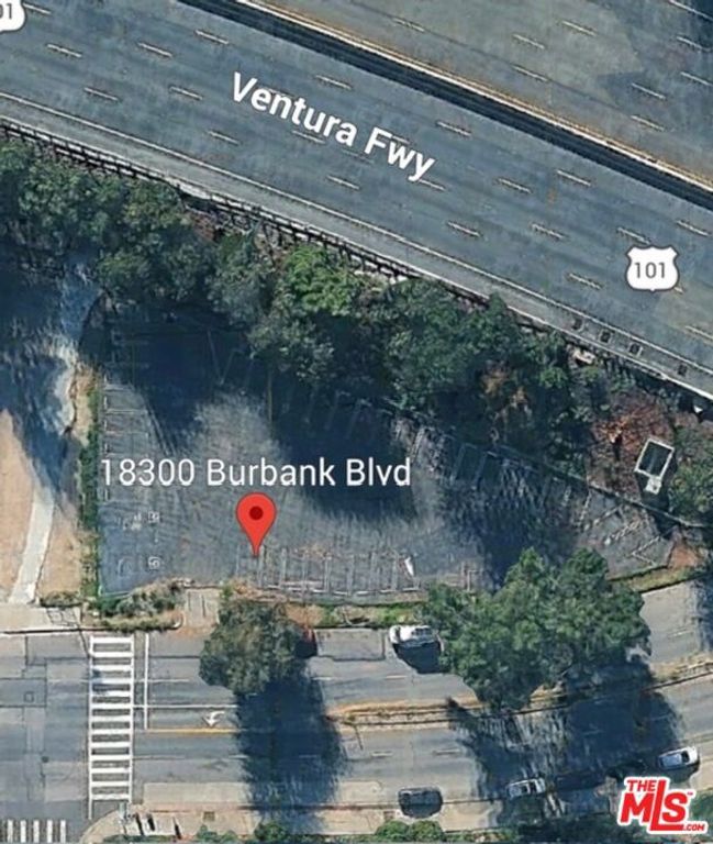 18300 Burbank Boulevard, Tarzana, CA 91356 — photo 2