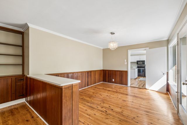 909 Hillcrest Ave, Columbia, TN 38401