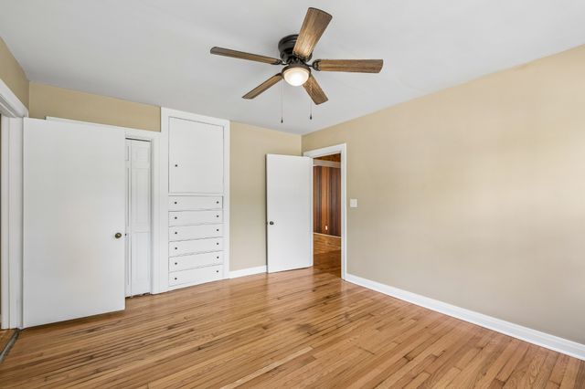 909 Hillcrest Ave, Columbia, TN 38401