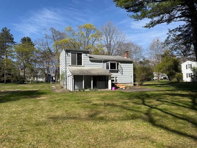 92 Adams Street, Medfield, MA 02052