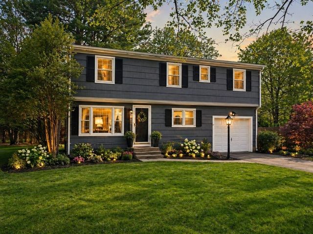 92 Adams Street, Medfield, MA 02052