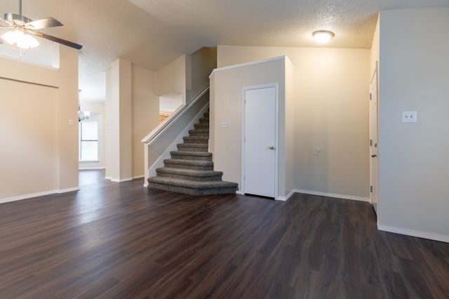 2239 Turf Club Drive, Arlington, TX 76017
