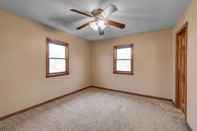 1499 County Road 380, Koshkonong, MO 65692