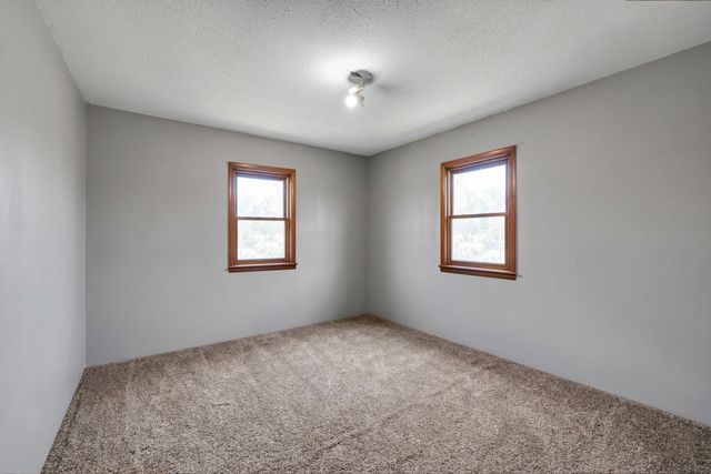 1499 County Road 380, Koshkonong, MO 65692