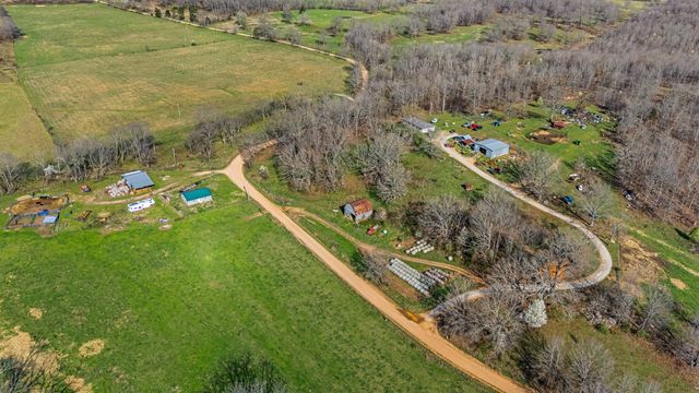 1499 County Road 380, Koshkonong, MO 65692