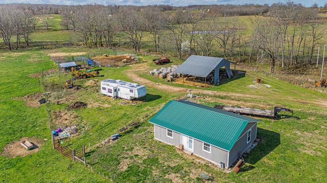 1499 County Road 380, Koshkonong, MO 65692