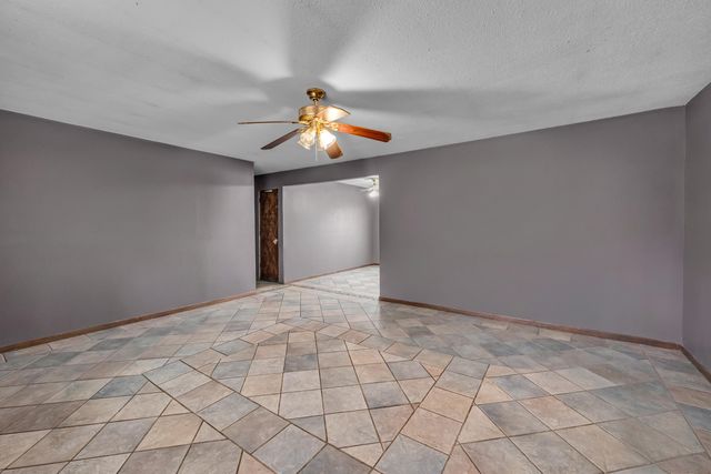 1499 County Road 380, Koshkonong, MO 65692