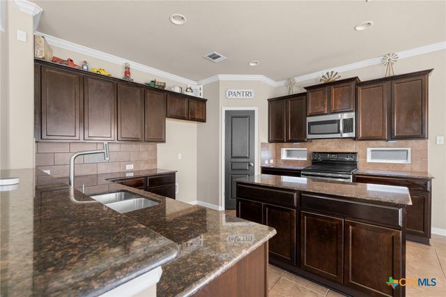 517 Coventry Drive, Temple, TX 76502